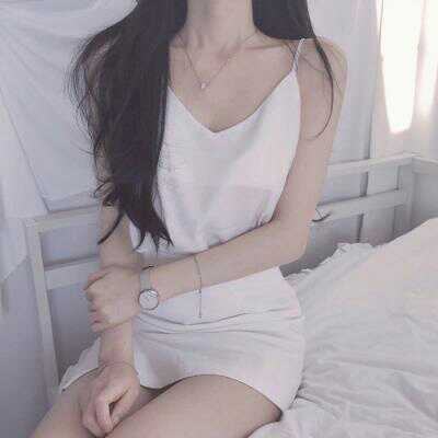 蛟龙突击队反恐演练：四目夜视仪+飞行头盔亮眼